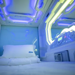 Space Kl Sentral Capsule hotel